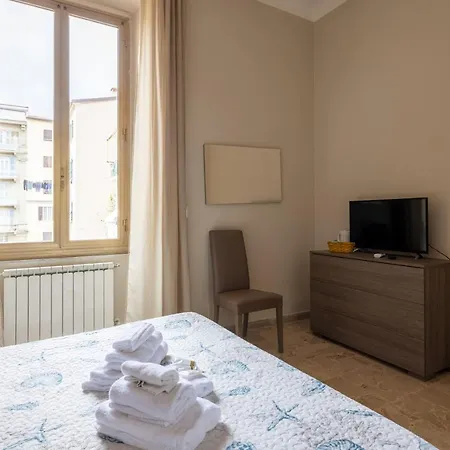 Blu Sea Guest house